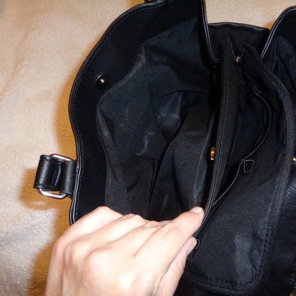 Rosetti Black Purse - Picture 8 of 9